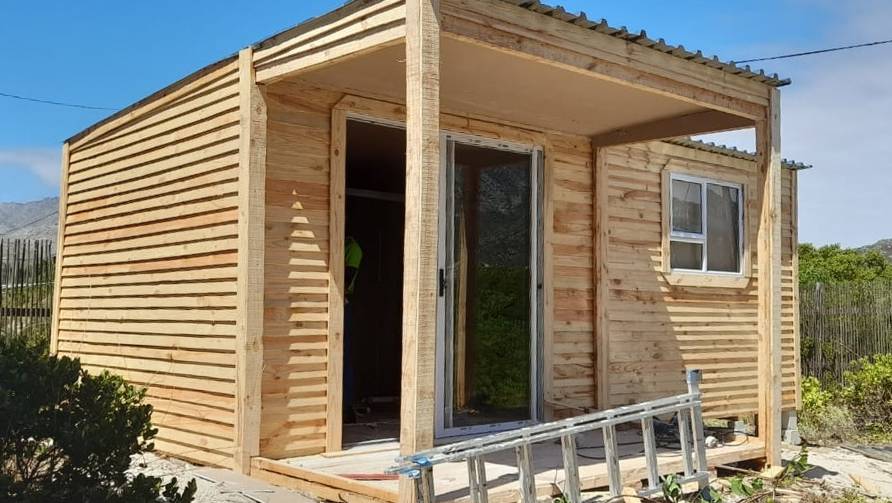 wooden wendy houses and wooden garden sheds